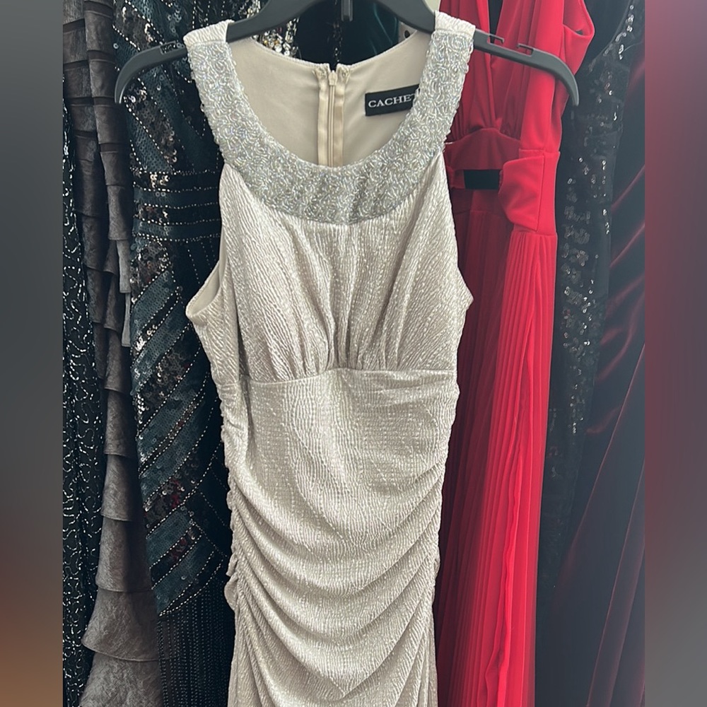 Pearl silver/white gown size 4-6